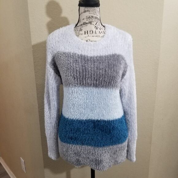 ELLEN Tracy‎ sweater size small - Picture 1 of 8
